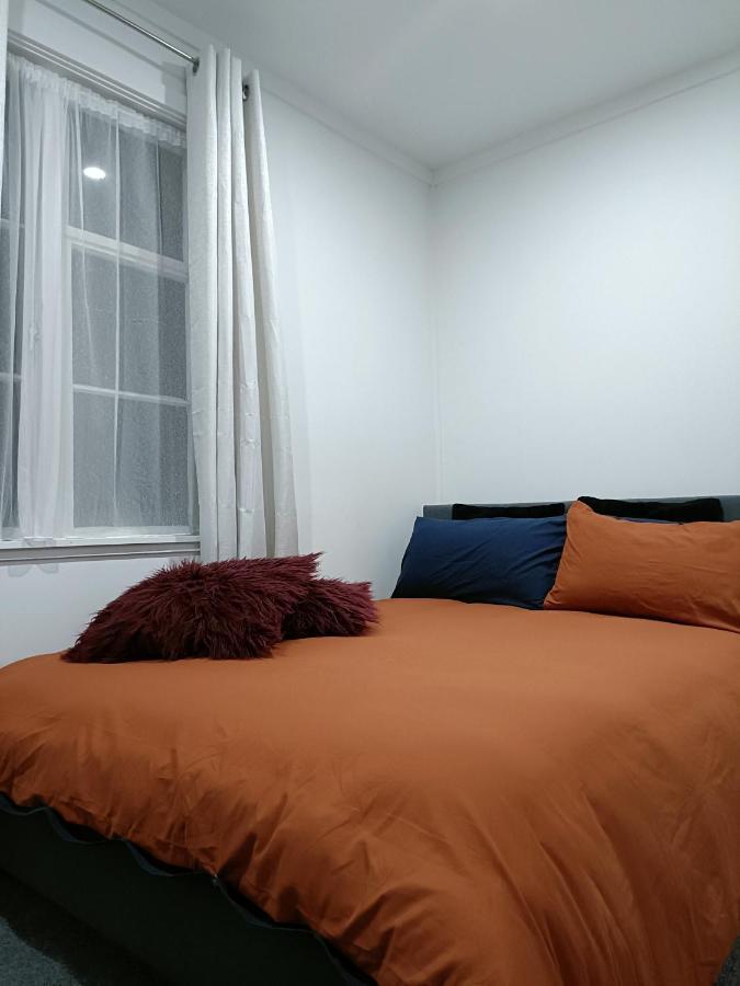Bright & Comfy Stay In Newly Renovated Home With Parking Оукланд Екстериор снимка