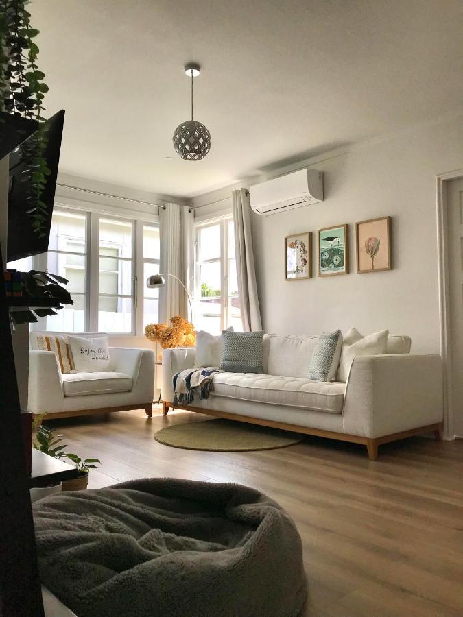 Bright & Comfy Stay In Newly Renovated Home With Parking Оукланд Екстериор снимка